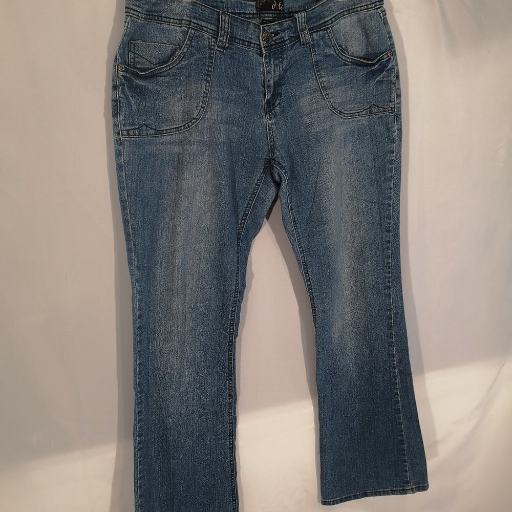 Dots Ladies Medium Wash Blue Jeans